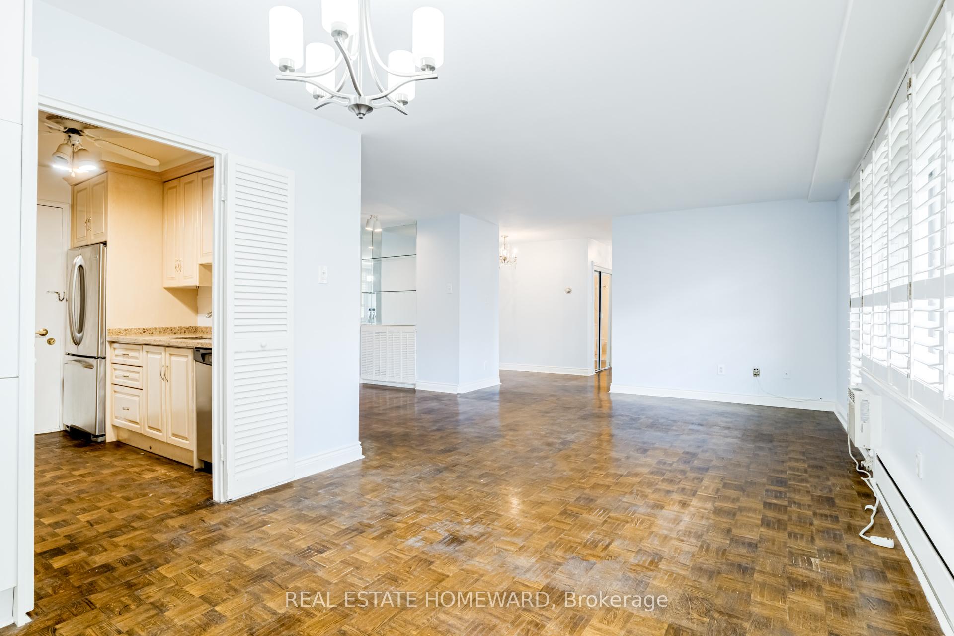 2 Bedrooms Co-op at 581 Avenue, Toronto For sale