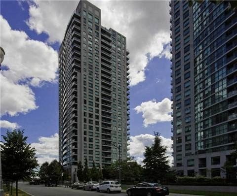 30 Harrison Garden Boulevard 908