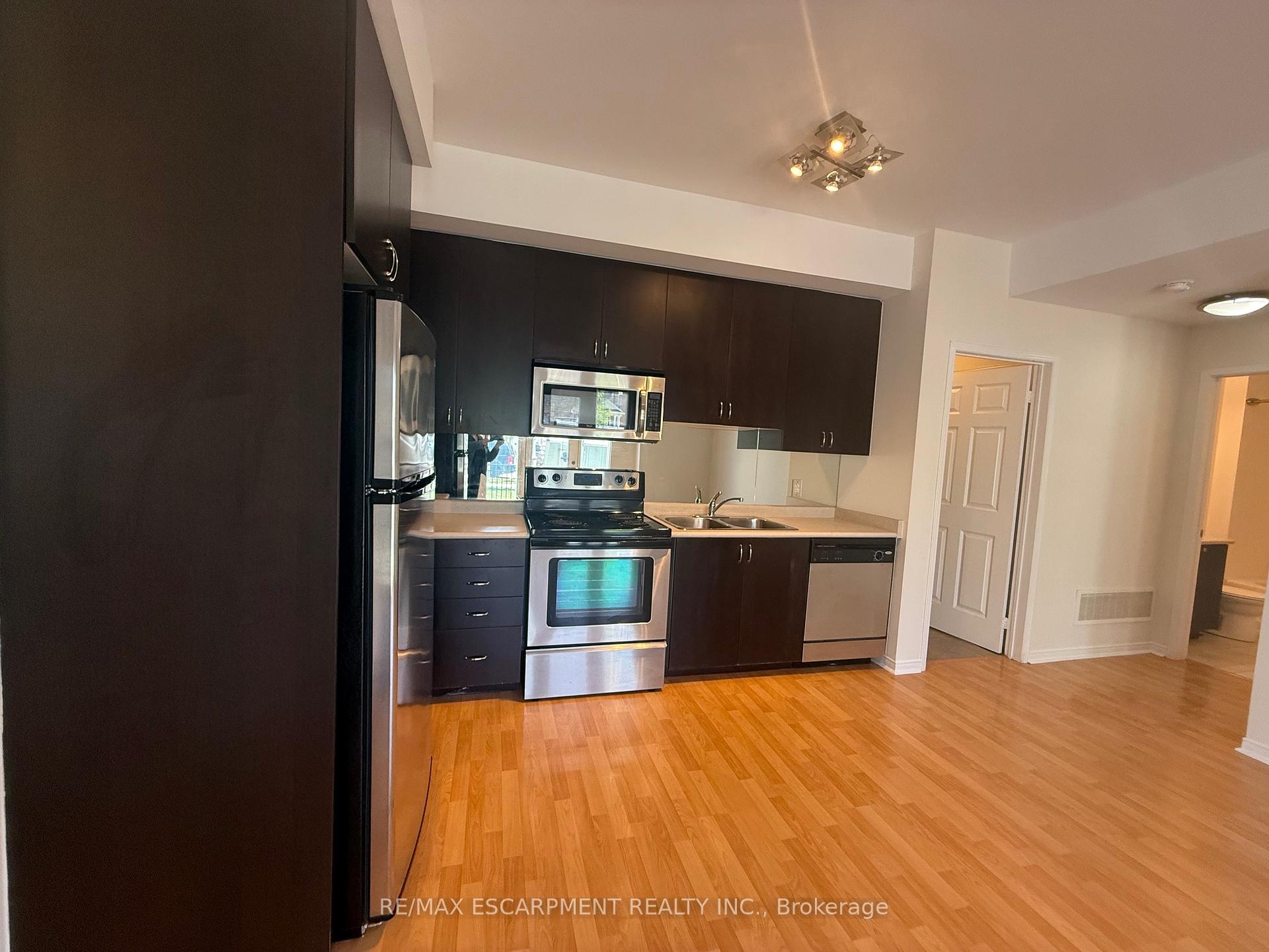 1 Bedroom Condo at 5055 Oscar Peterson, Mississauga For sale