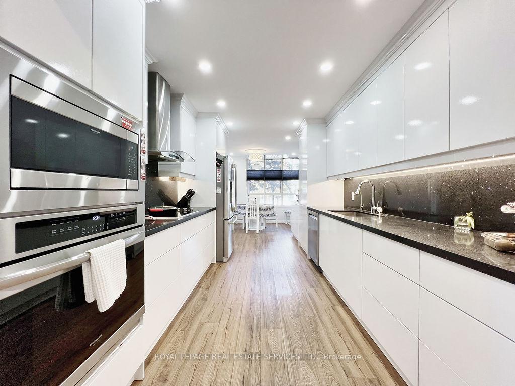 3 Bedrooms Condo at 5444 Yonge, Toronto For sale