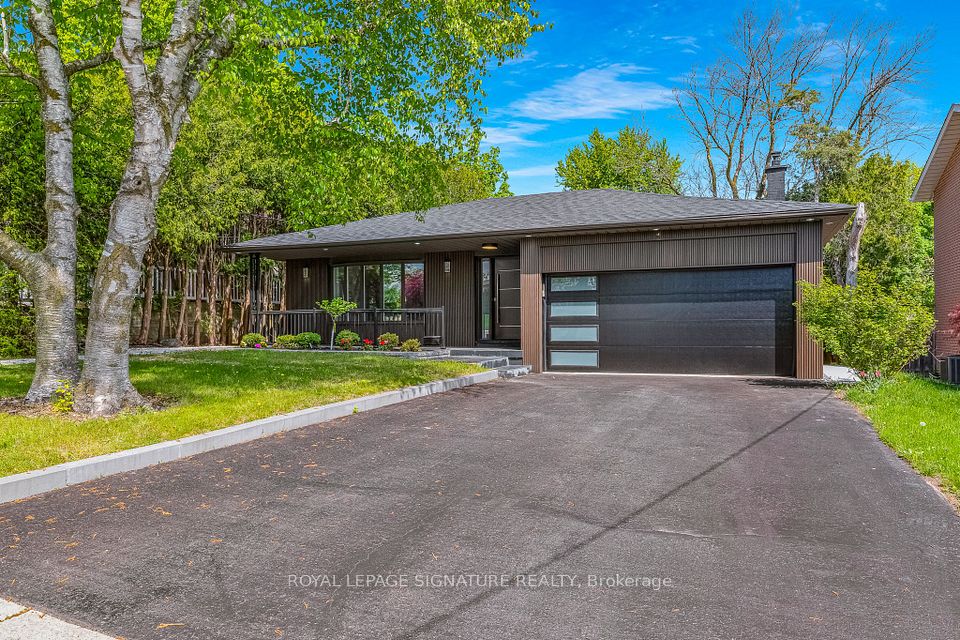 30 Snowcrest Avenue, Toronto, ON M2K 2K7
