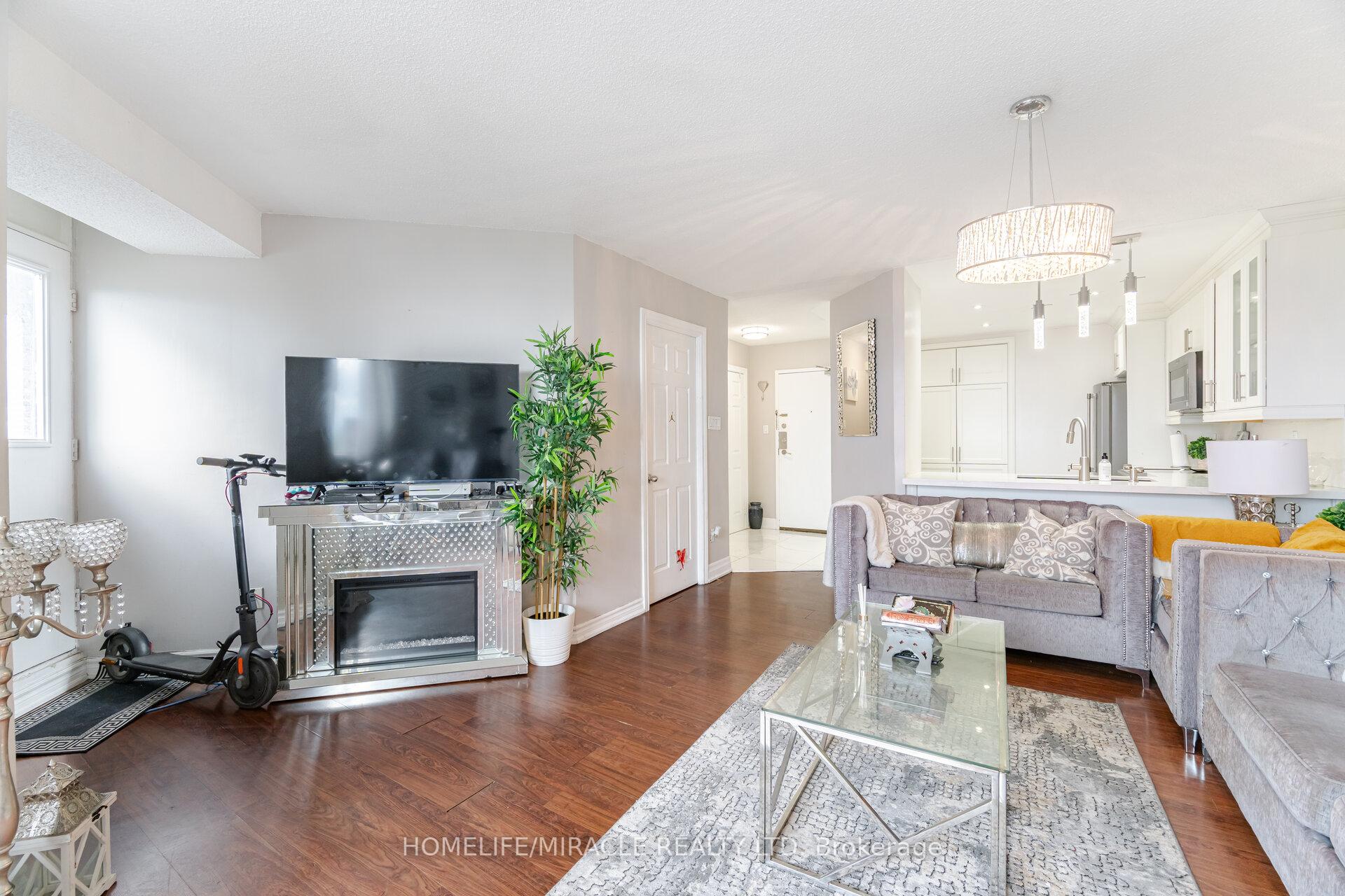 3 Bedrooms Condo at 234 Albion, Toronto For sale