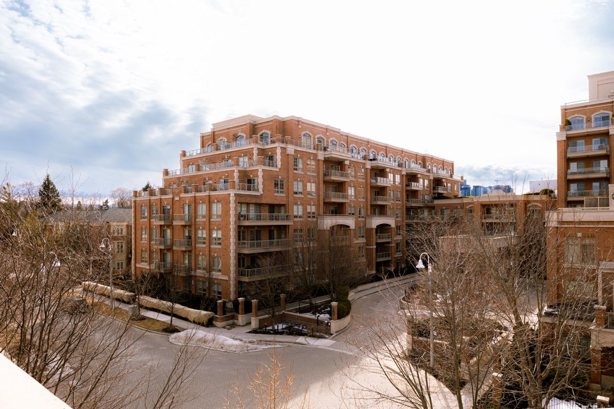 21 Burkebrook Place Th10