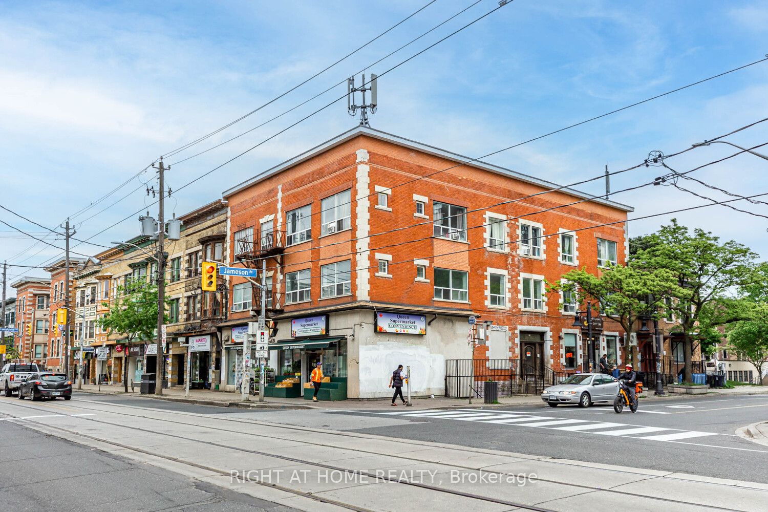 223 Jameson Avenue, #202