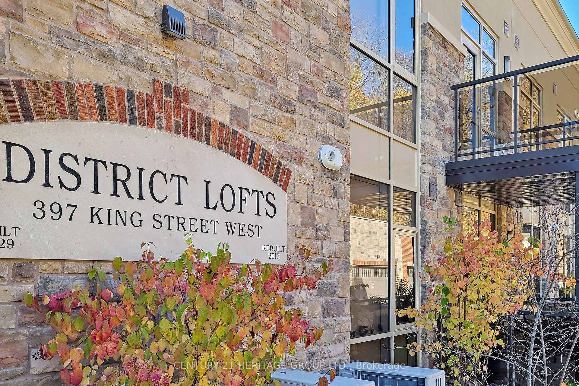 2 Bedrooms Condo at 397 King,  Hamilton For sale