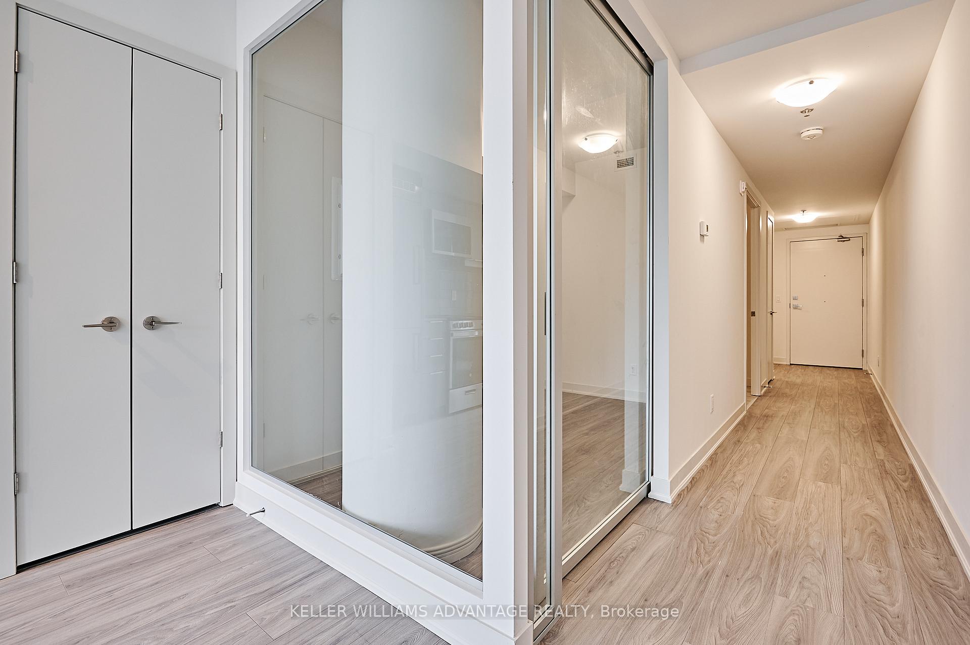 2 Bedrooms Condo at 90 Glen Everest,  Toronto For sale