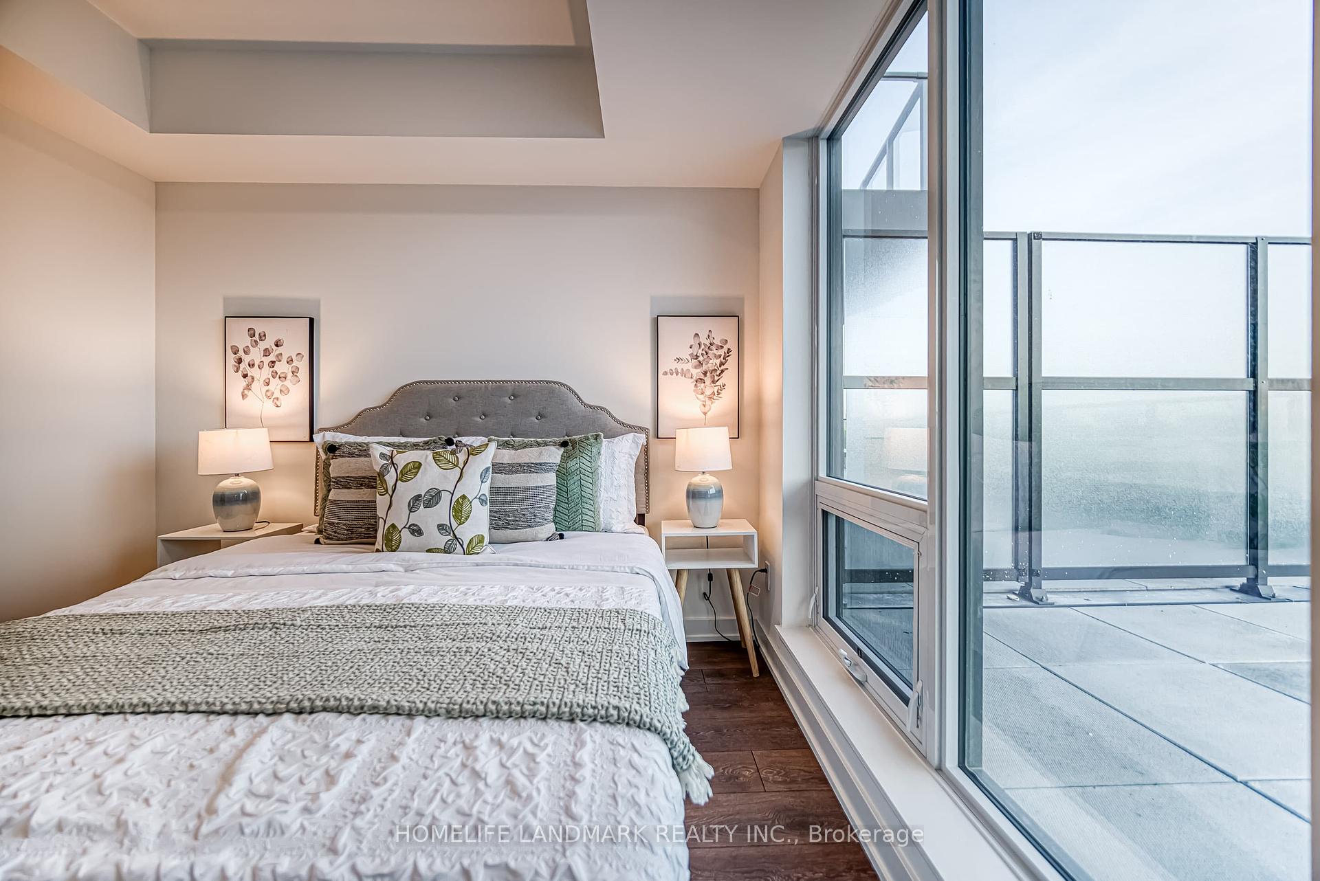 2 Bedrooms Condo at 1200 Dundas, Toronto For sale