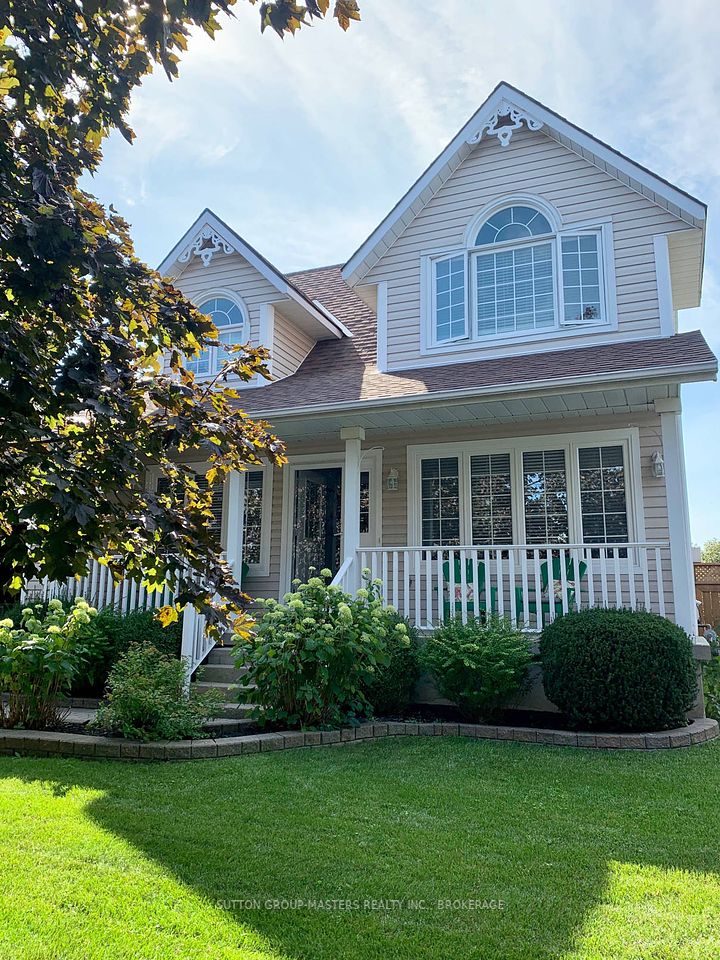 1018 Greenwood Park