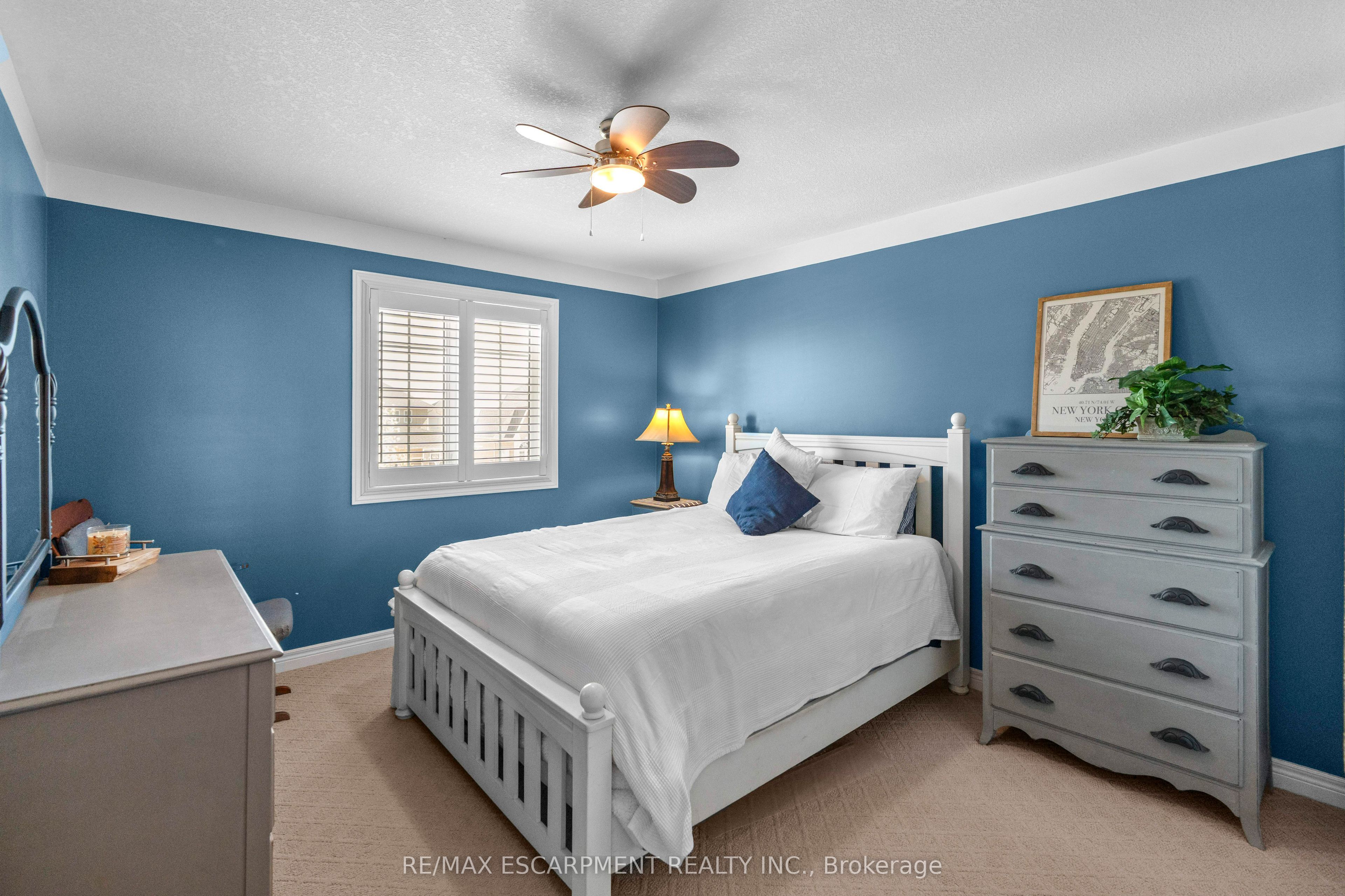 28 Edgecroft Crescent