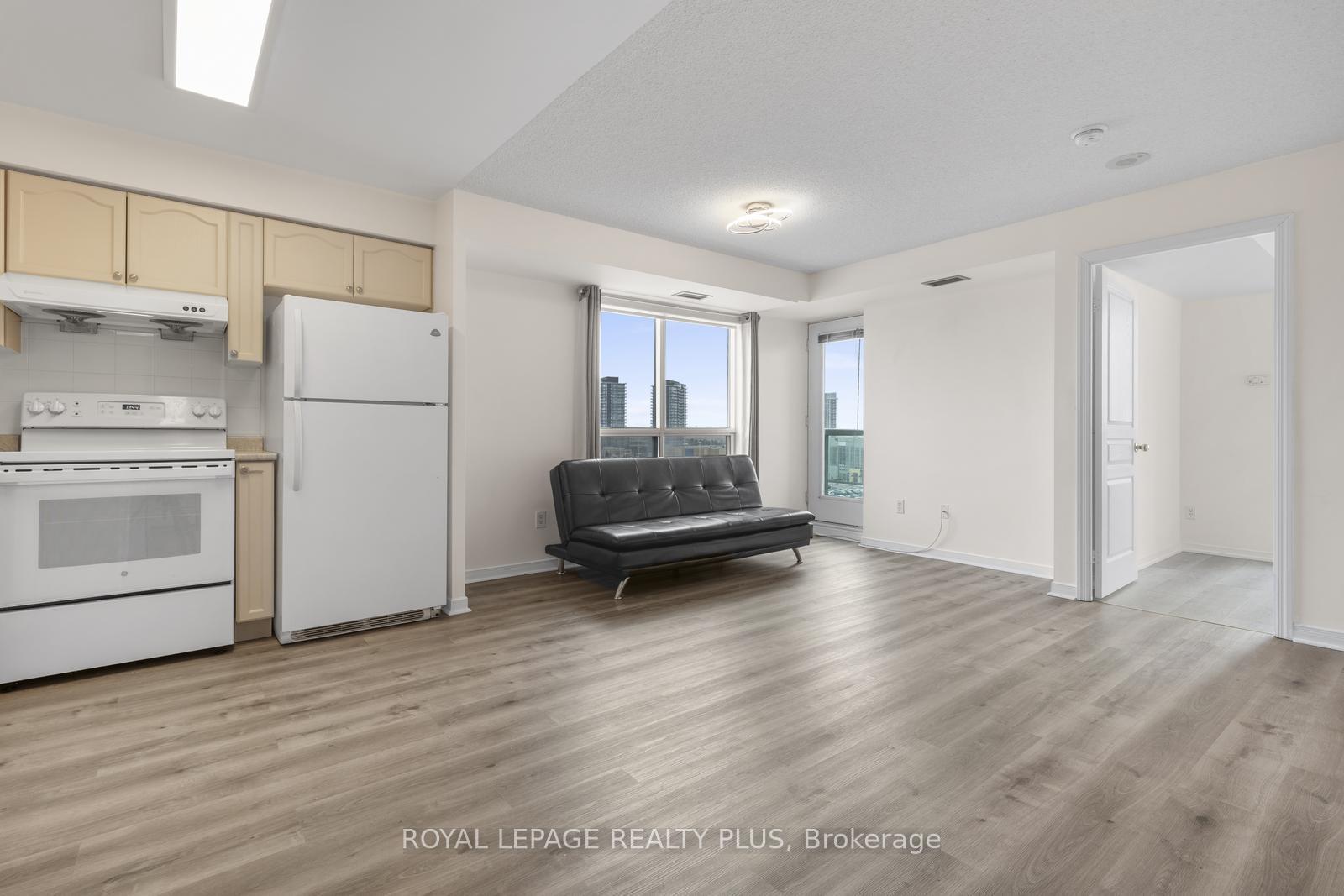 1 Bedroom Condo at 2545 Erin Centre,  Mississauga For sale
