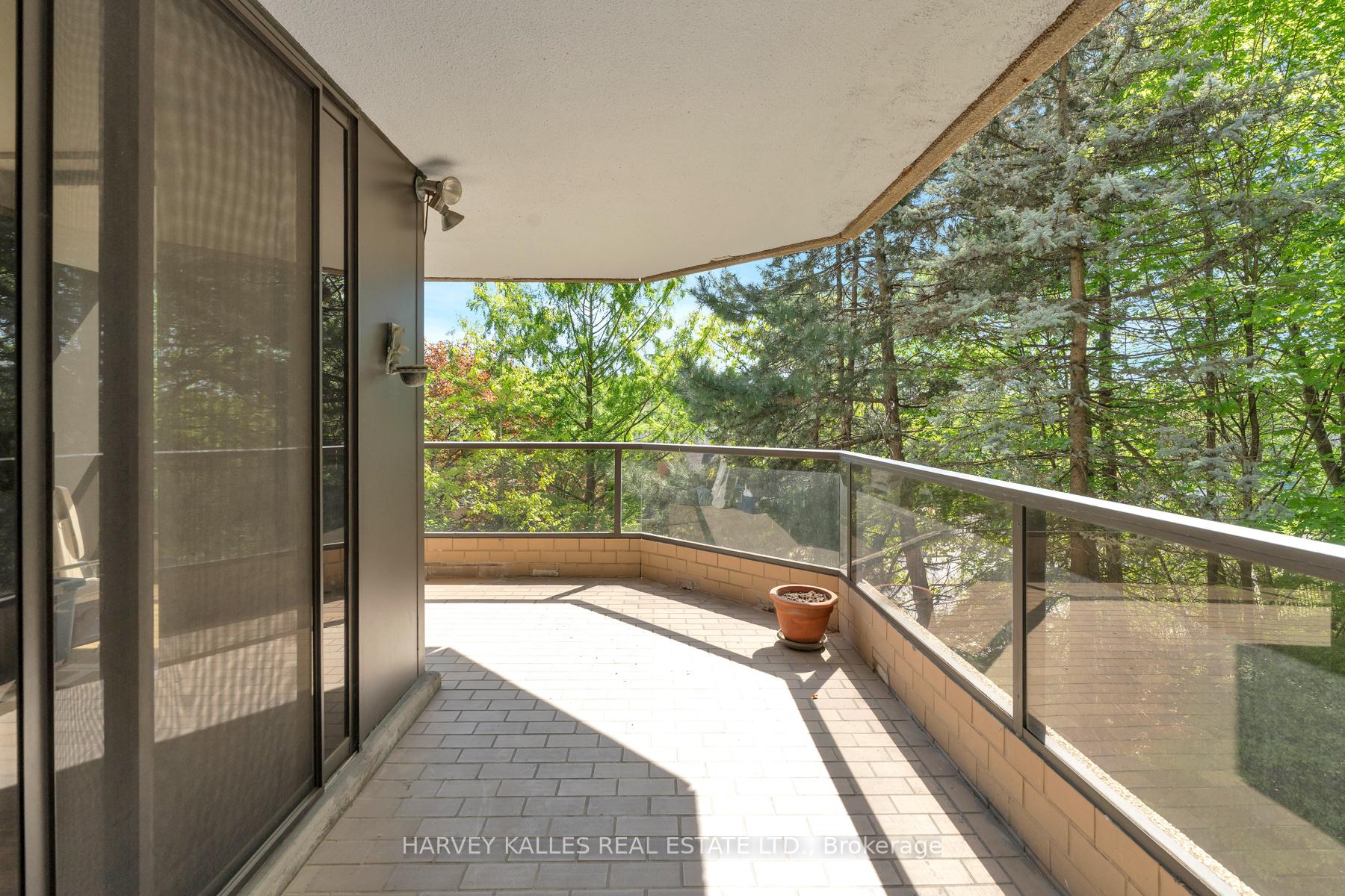 2 Bedrooms Condo at 3900 Yonge, Toronto For sale
