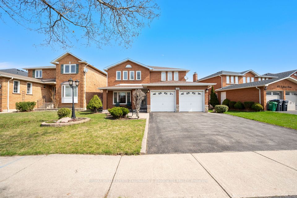 157 Sunforest Drive, Brampton, ON L6Z 4B7