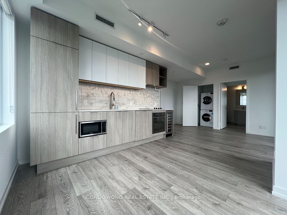 2020 Bathurst Street