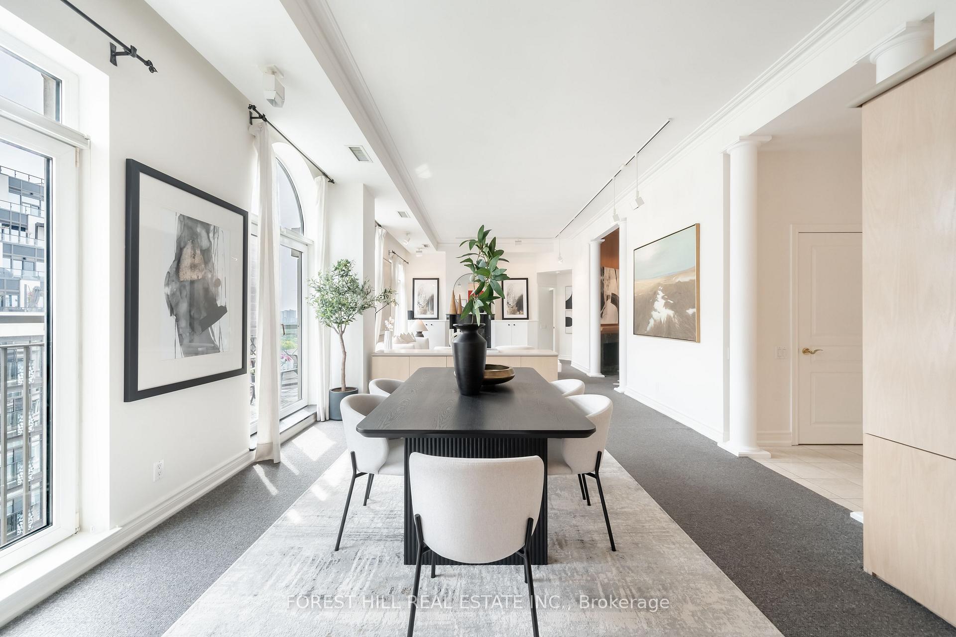 3 Bedrooms Condo at 1 Balmoral, Toronto For sale