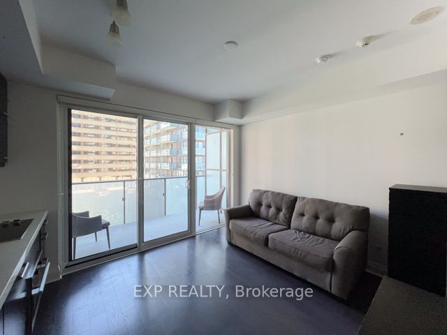 Listing picture