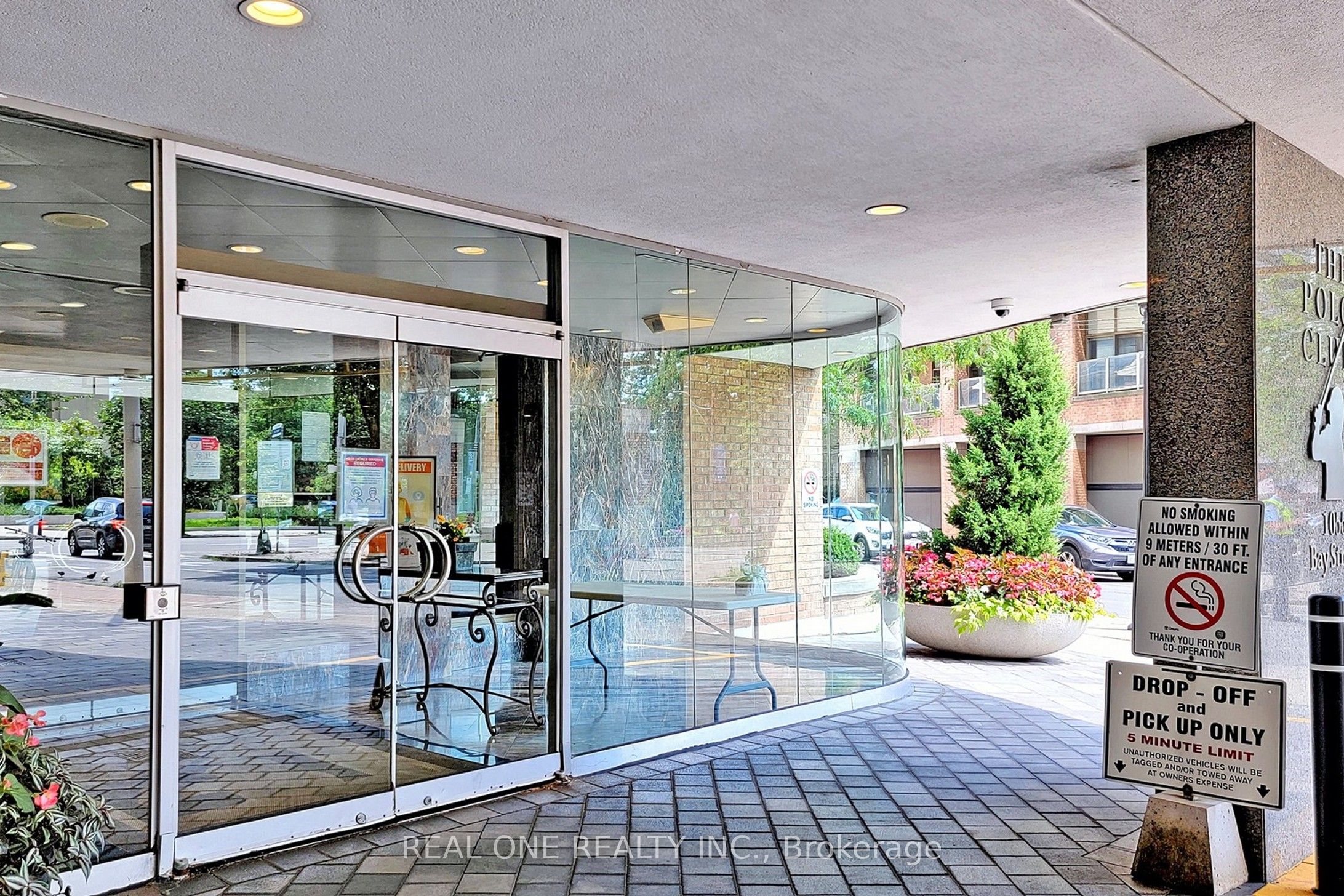 1055 Bay Street, #1816