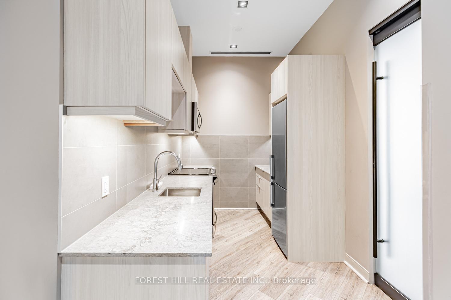 2 Bedrooms Condo at 77 Mutual, Toronto For sale