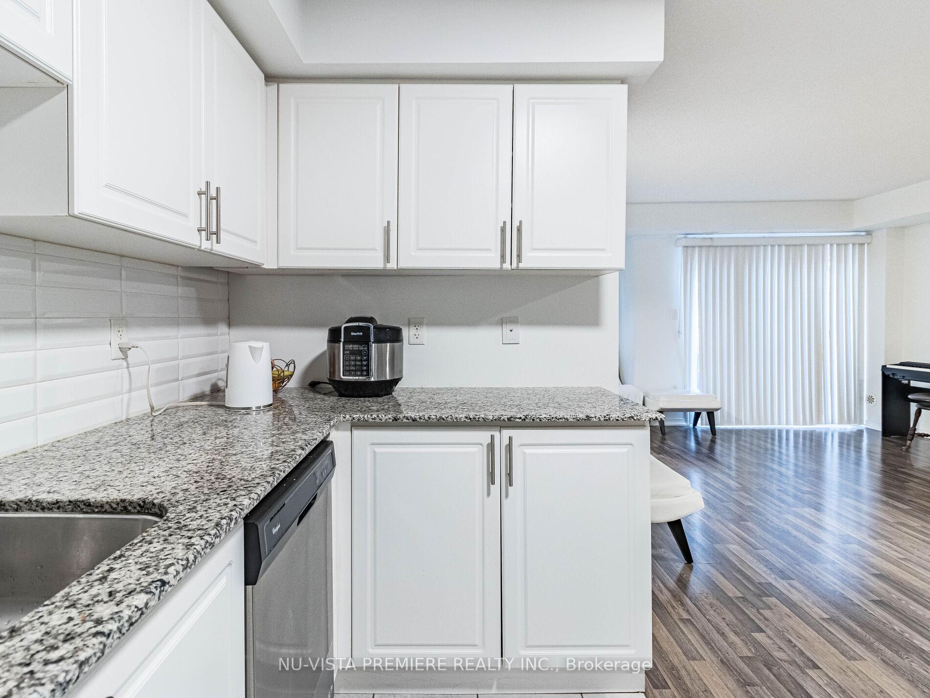 2 Bedrooms Condo at 2488 Post, Oakville For sale