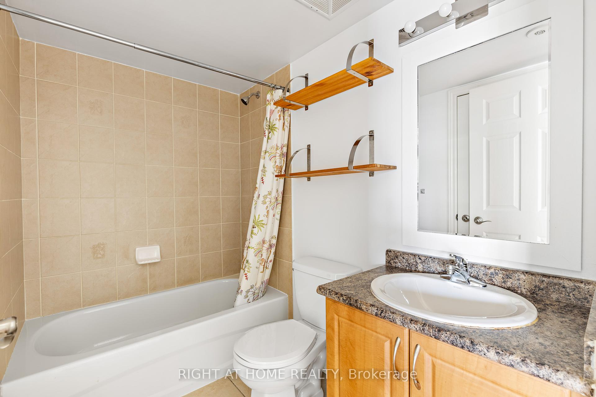 3 Bedrooms Condo at 205 Wellesley, Toronto For sale
