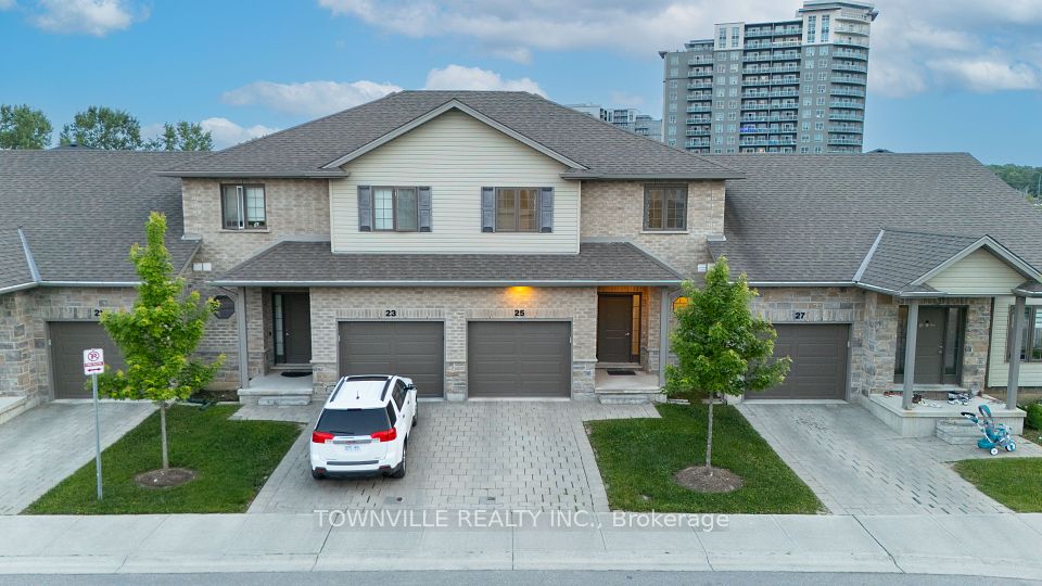 #25 - 2910 Tokala Trail, London North, ON N6G 0T9