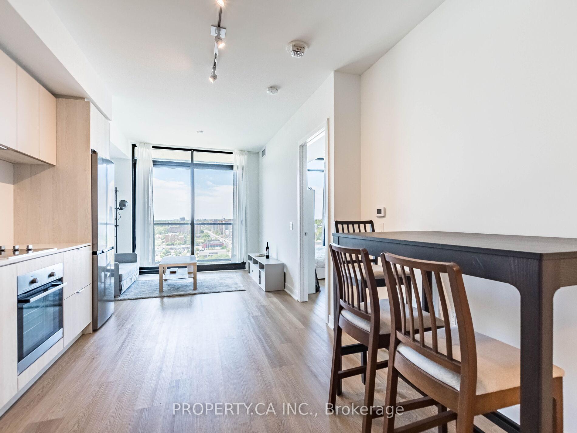3 Bedrooms Condo at 86 Dundas, Mississauga For sale