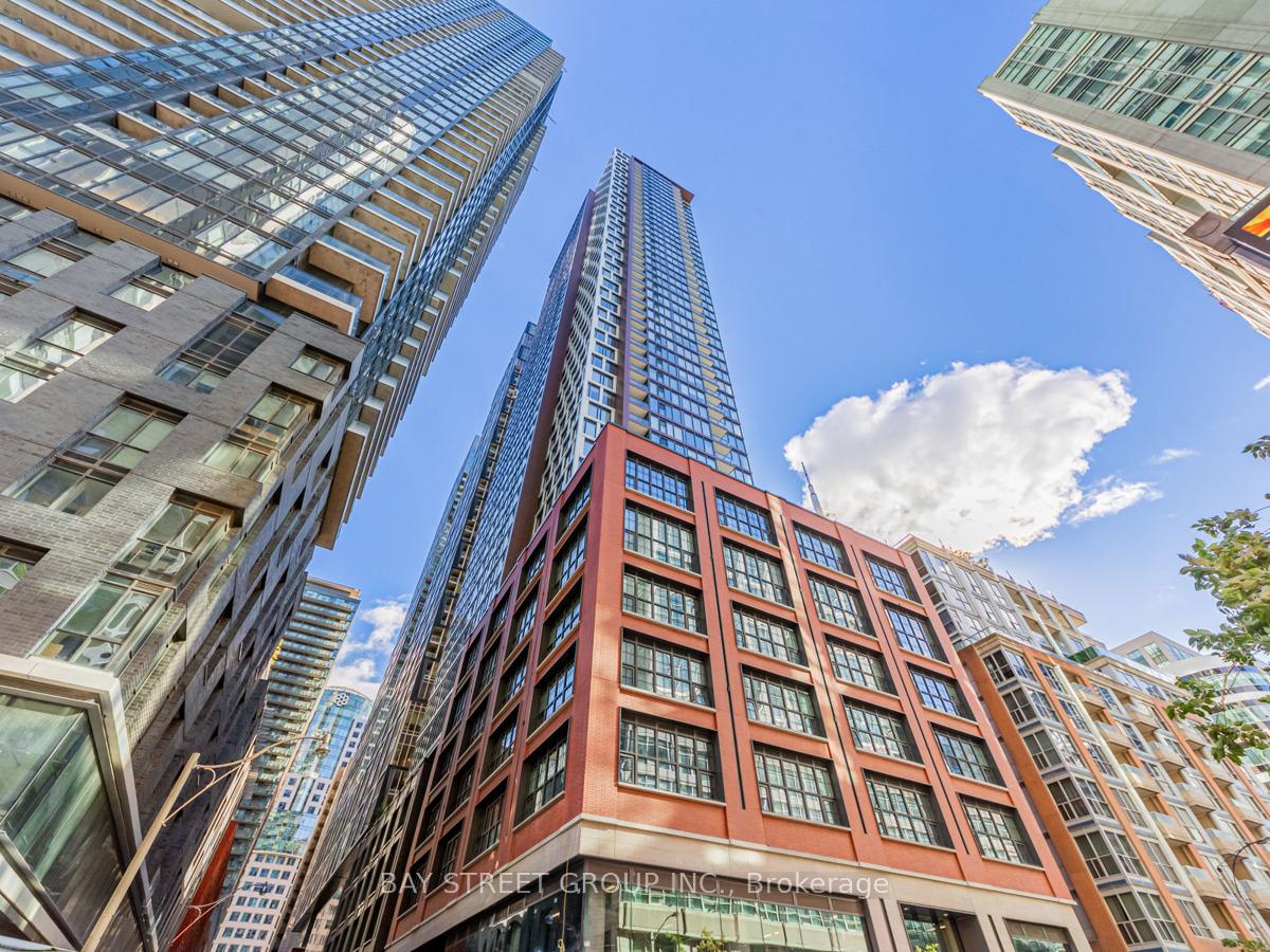 1 Bedroom Condo at 55 Mercer,  Toronto For sale