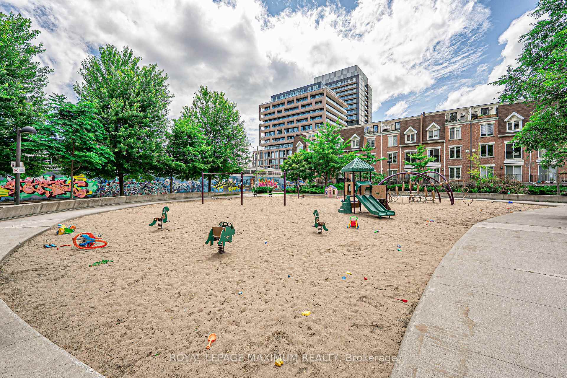 1 Bedroom Condo at 38 Joe Shuster, Toronto For sale