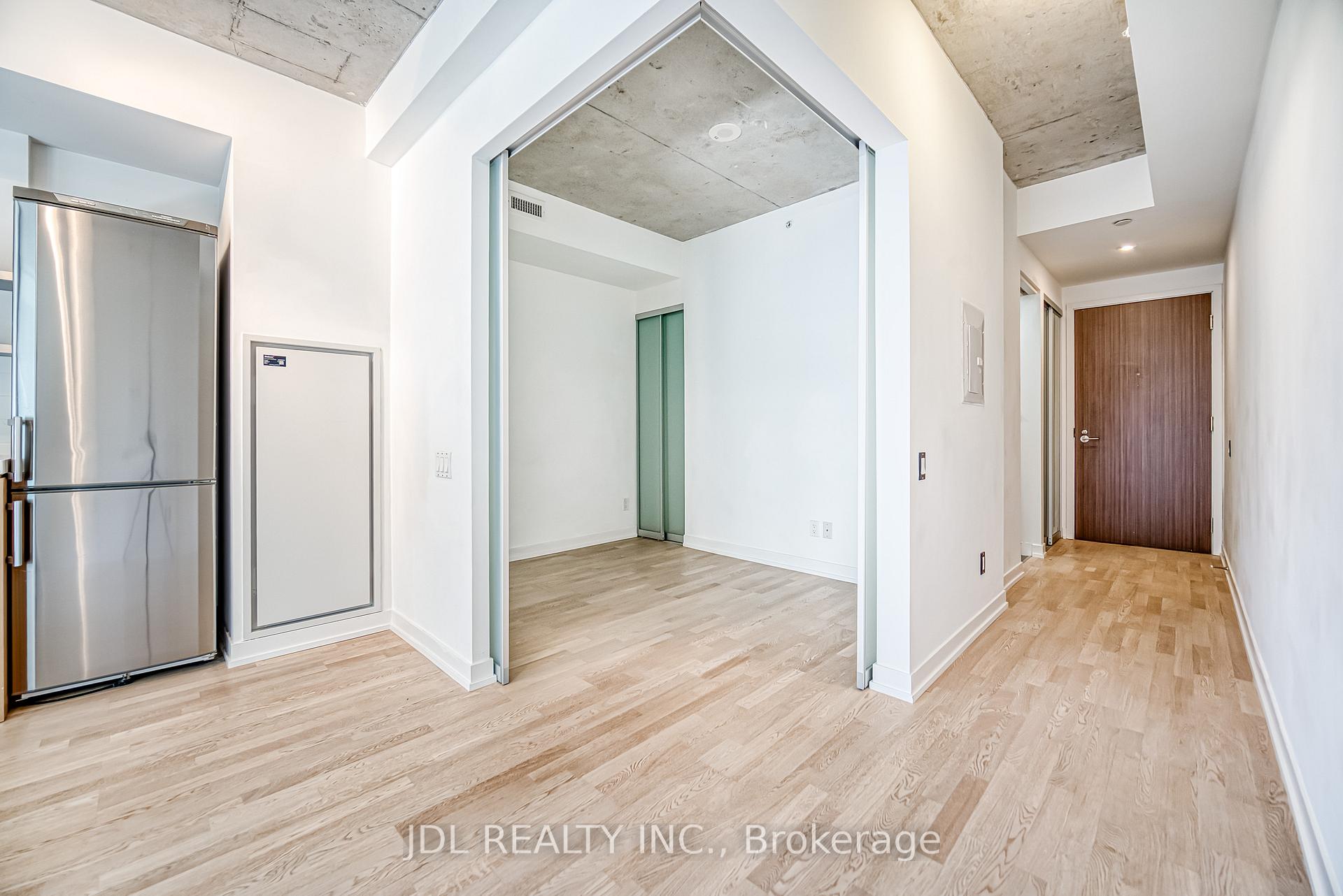 1 Bedroom Condo at 461 Adelaide, Toronto For sale