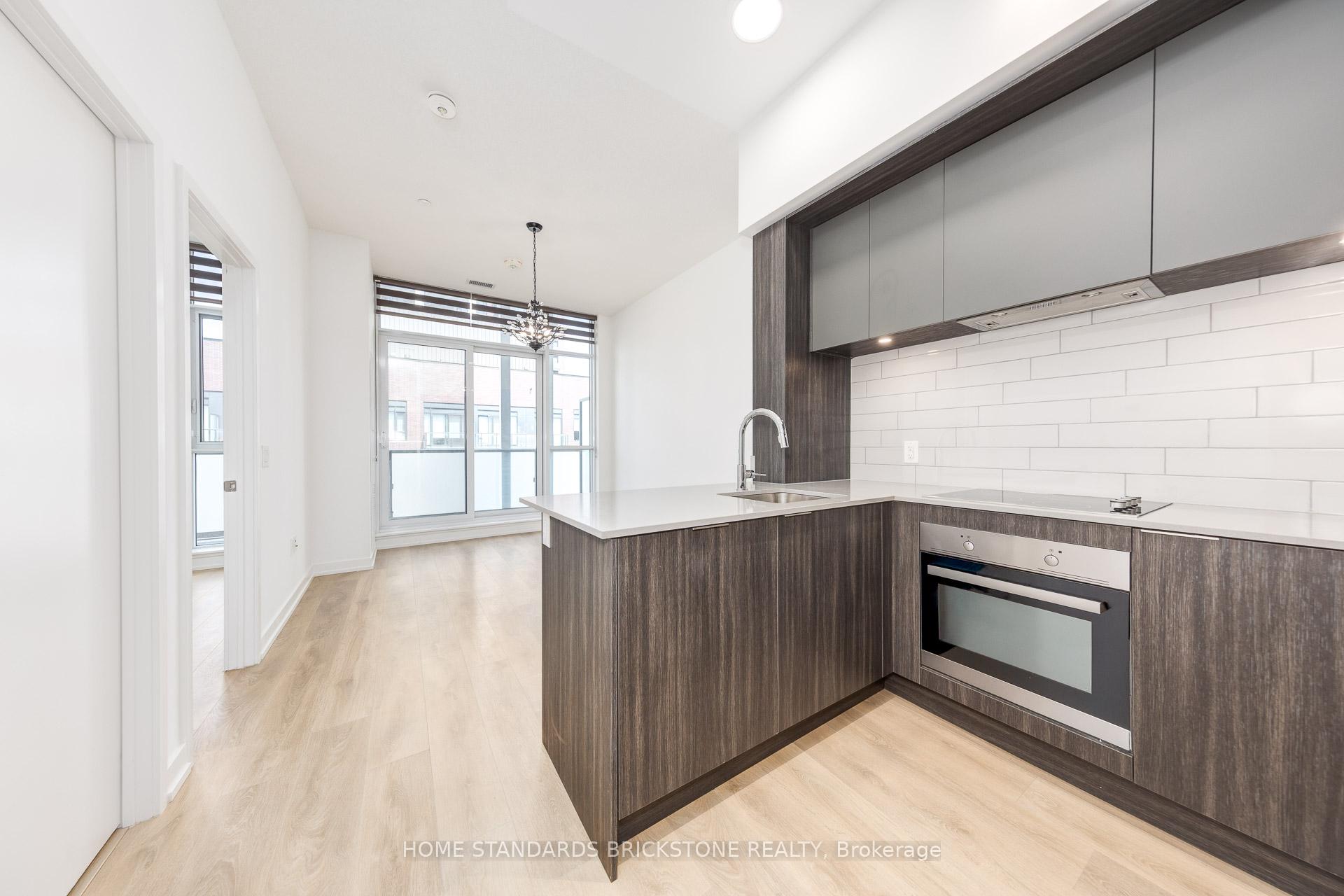 2 Bedrooms Condo at 34 Tubman, Toronto For sale