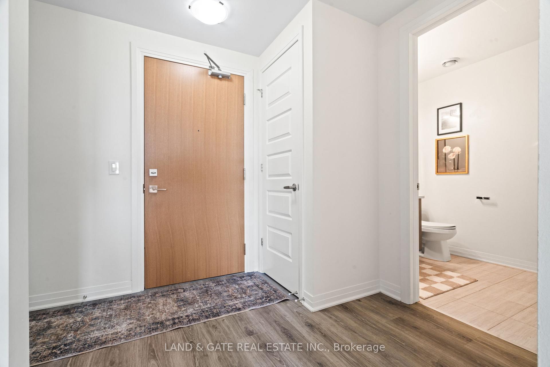 1 Bedroom Condo at 128 Grovewood, Oakville For sale