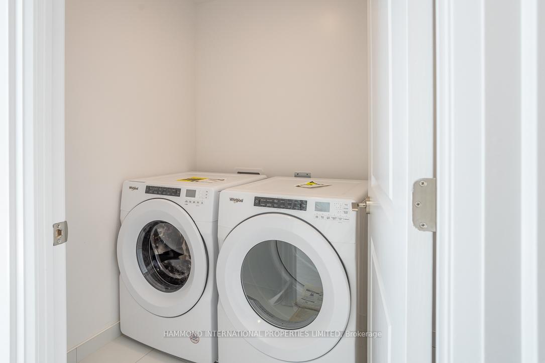 4 Bedrooms Condo at 20 Gatineau,  Vaughan For sale