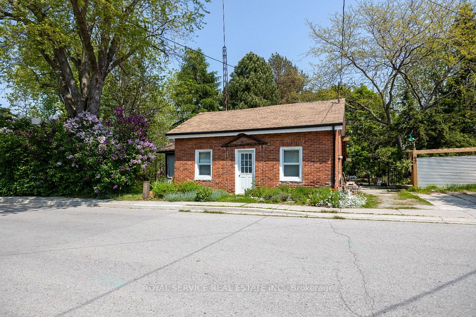 97 John Street, Port Hope, ON L1A 2Z5