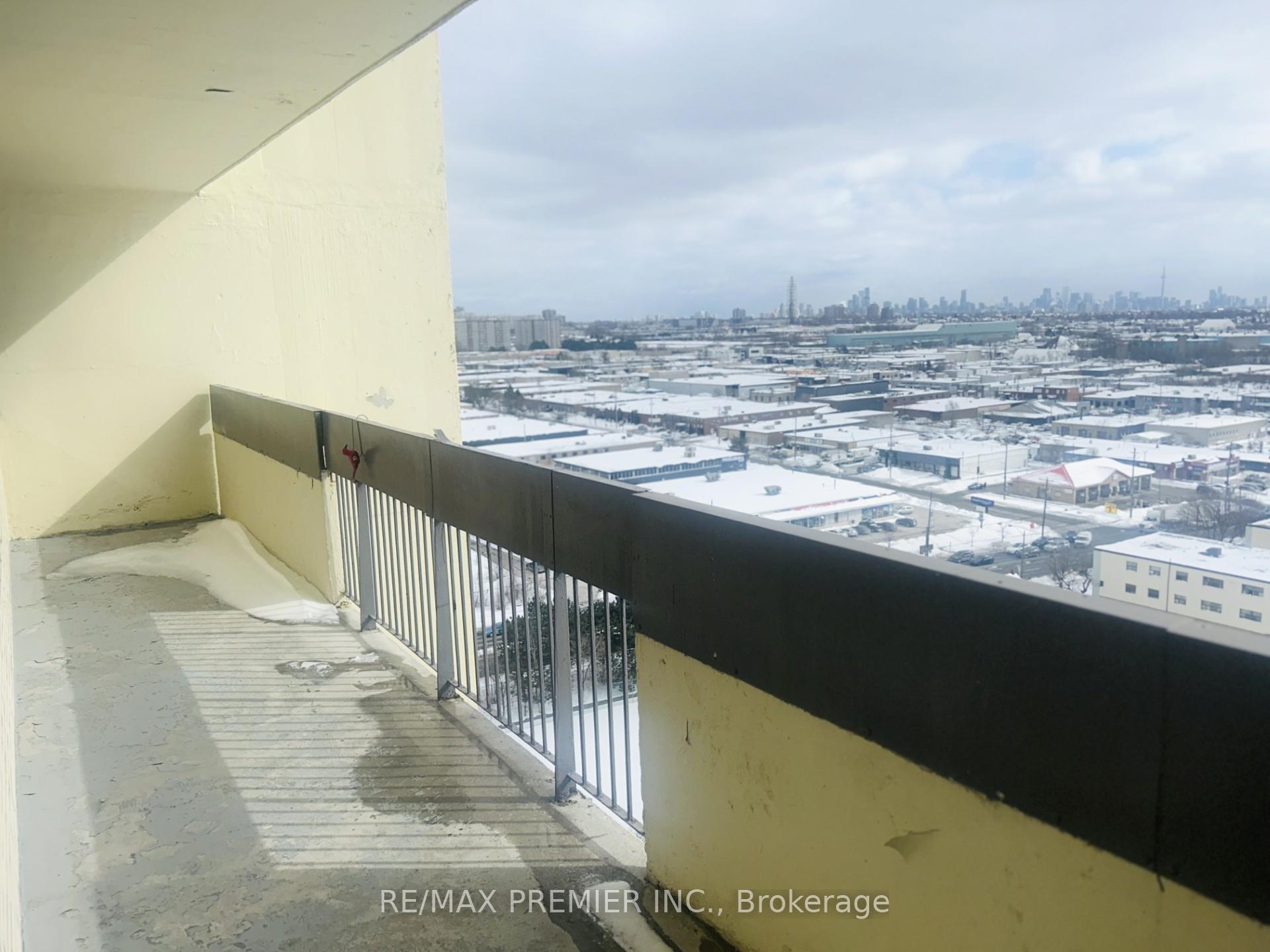 1 Bedroom Condo at 1455 LAWRENCE,  Toronto For sale
