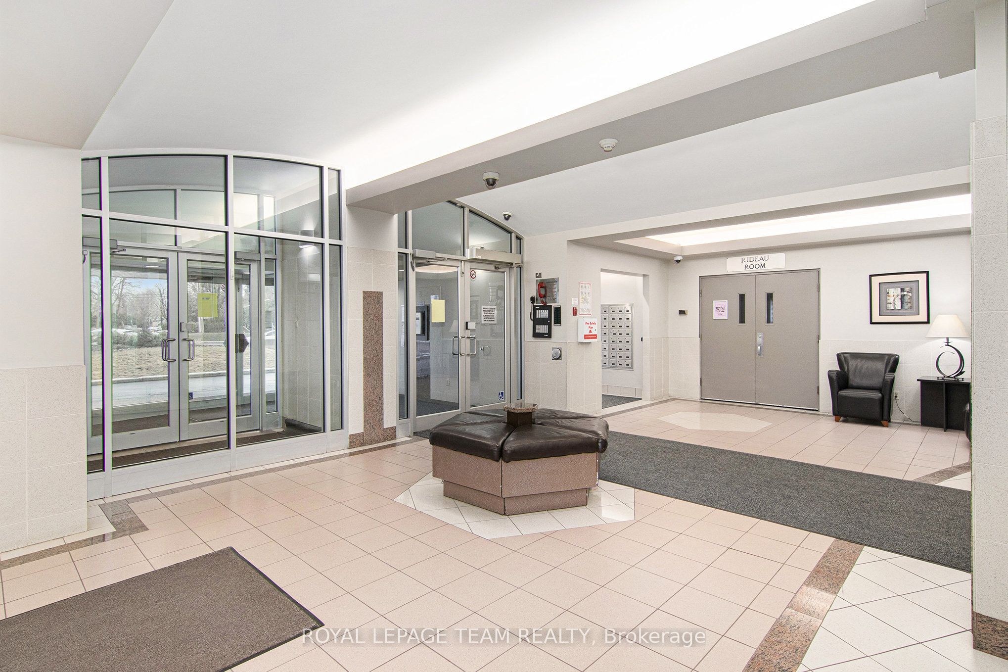 900 DYNES Road #507, Mooneys Bay - Carleton Heights and Area 4702 - Carleton Square