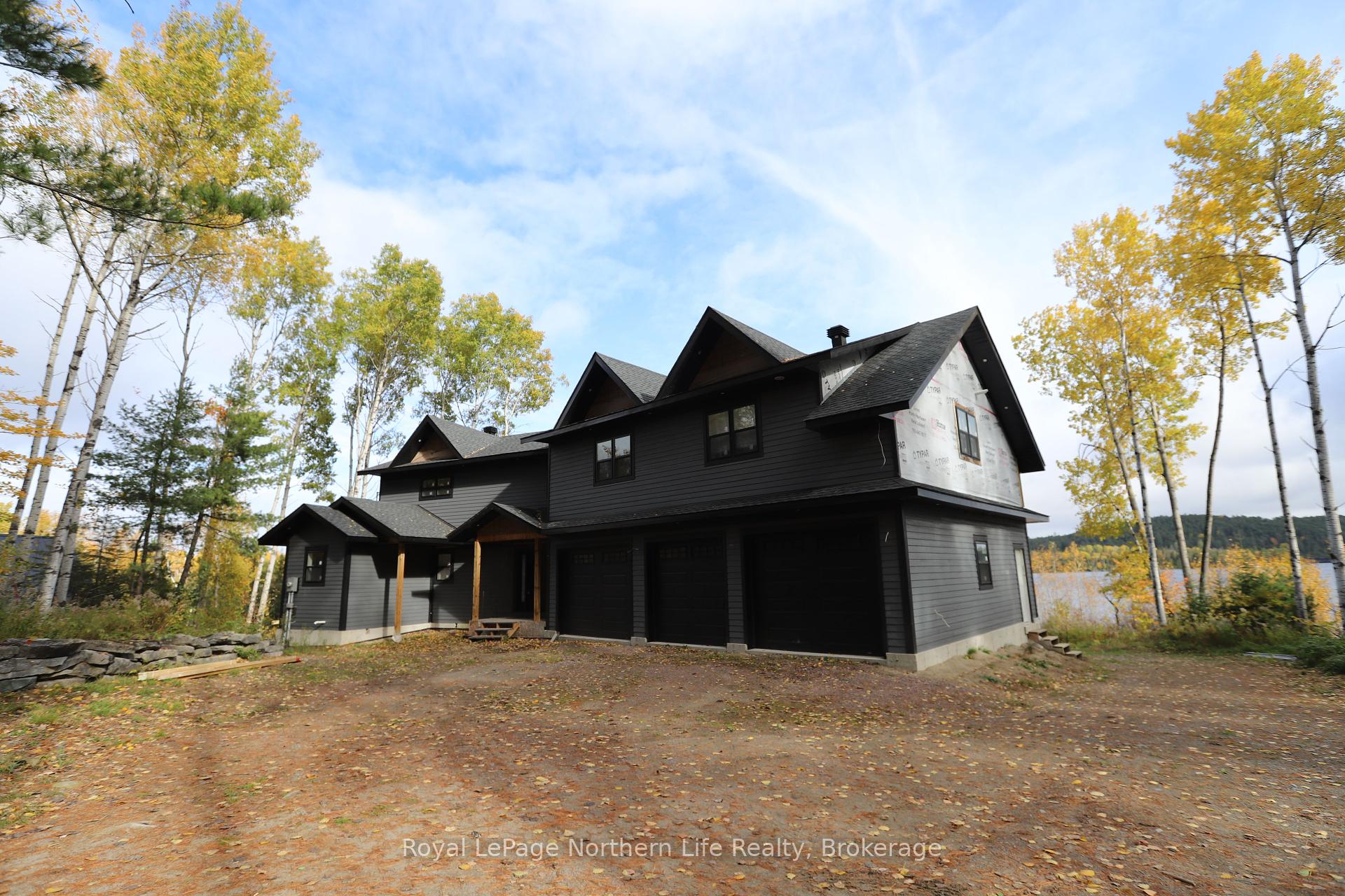 429 FOX RUN Drive, Temagami, ON P0H 2H0