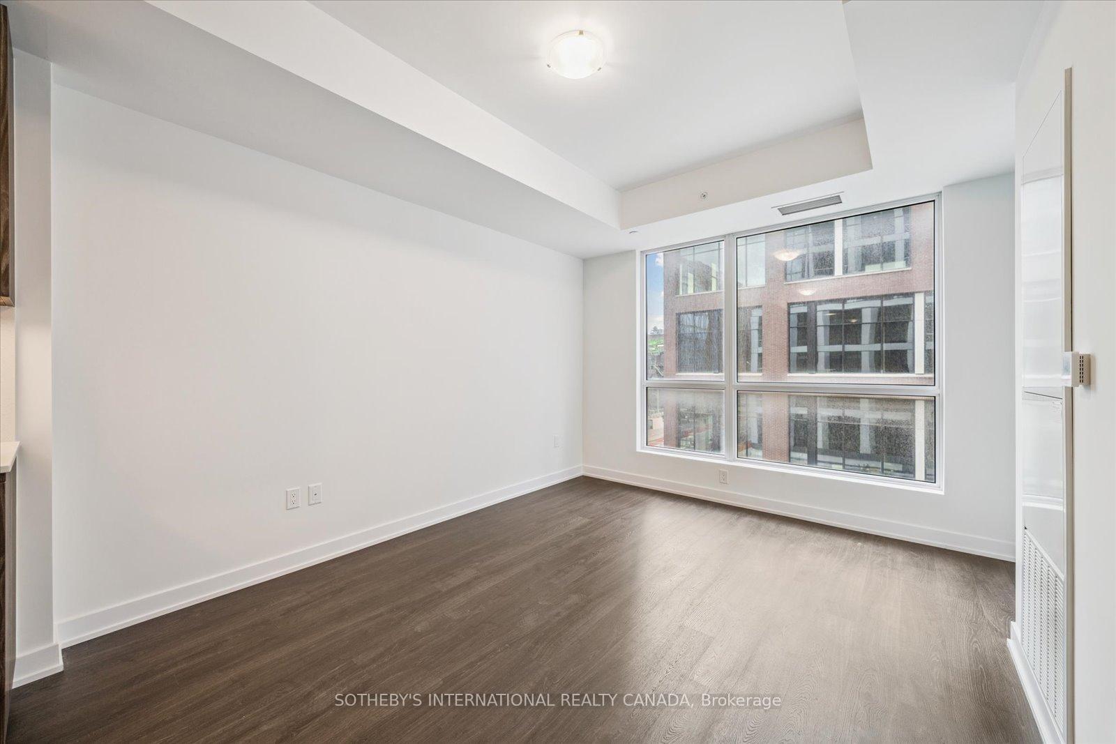 2 Bedrooms Condo at 15 Richardson, Toronto For sale