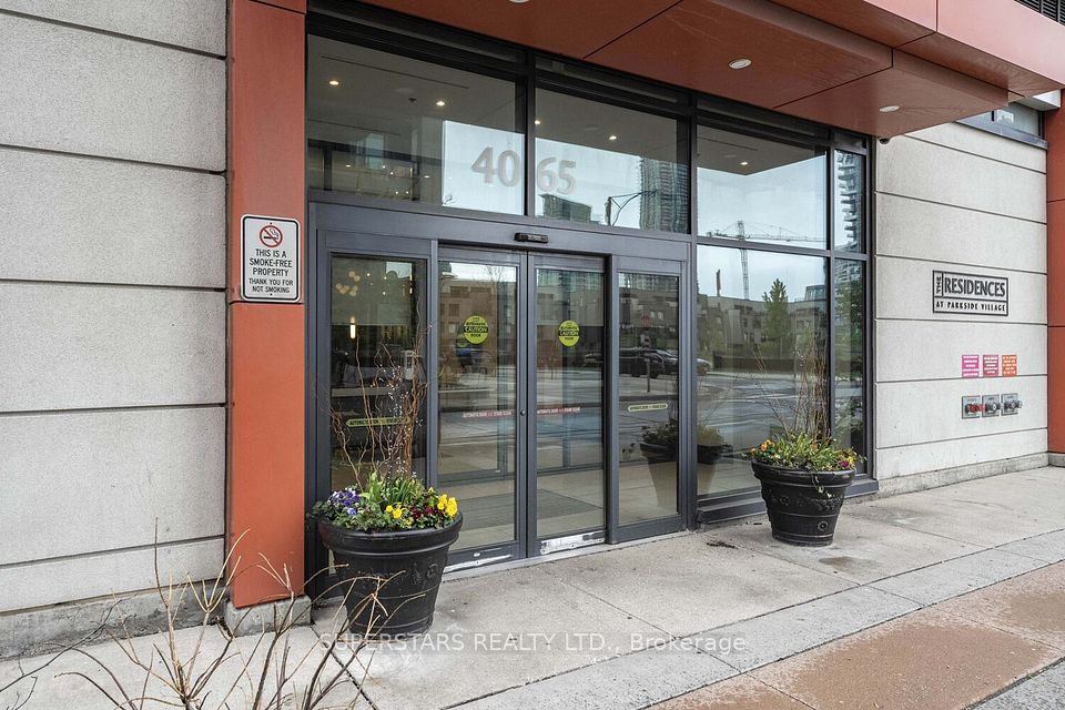 #2102 - 4065 Brickstone Mews, Mississauga, ON L5B 0G3