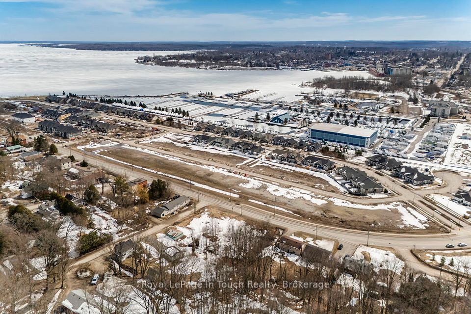 204 Gianetto Drive, Midland, ON L4R 5J4