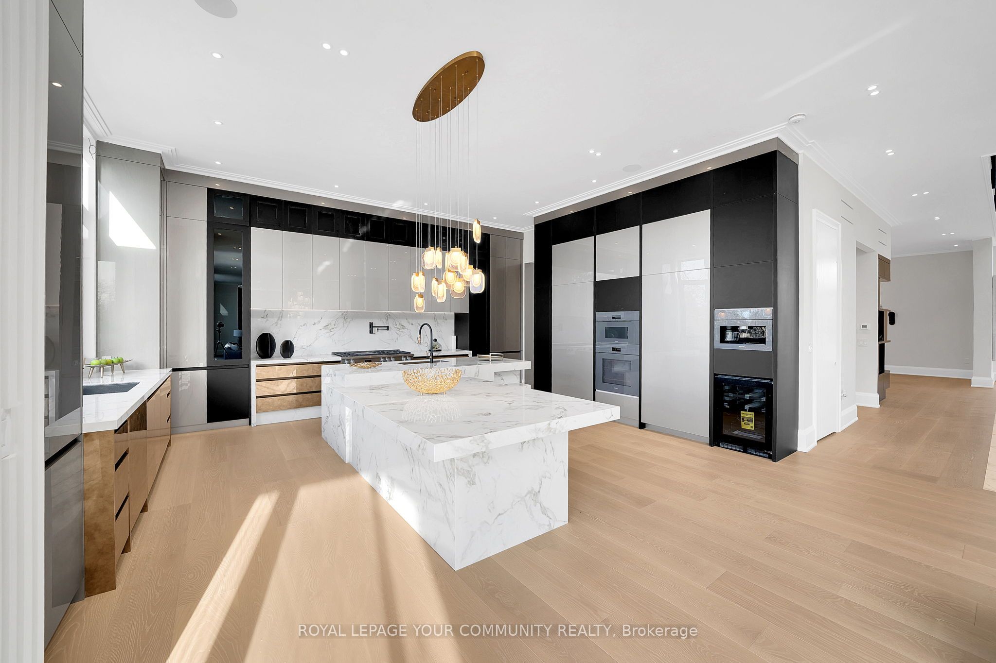 8 Poplar Drive