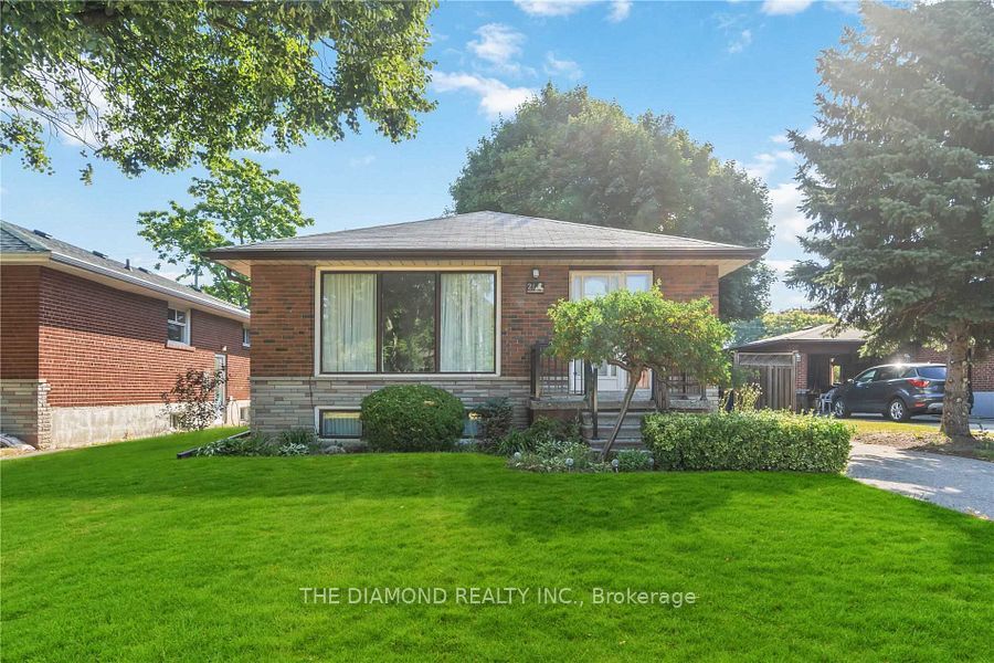 21 Jardine Place, Toronto, ON M9R 2B8