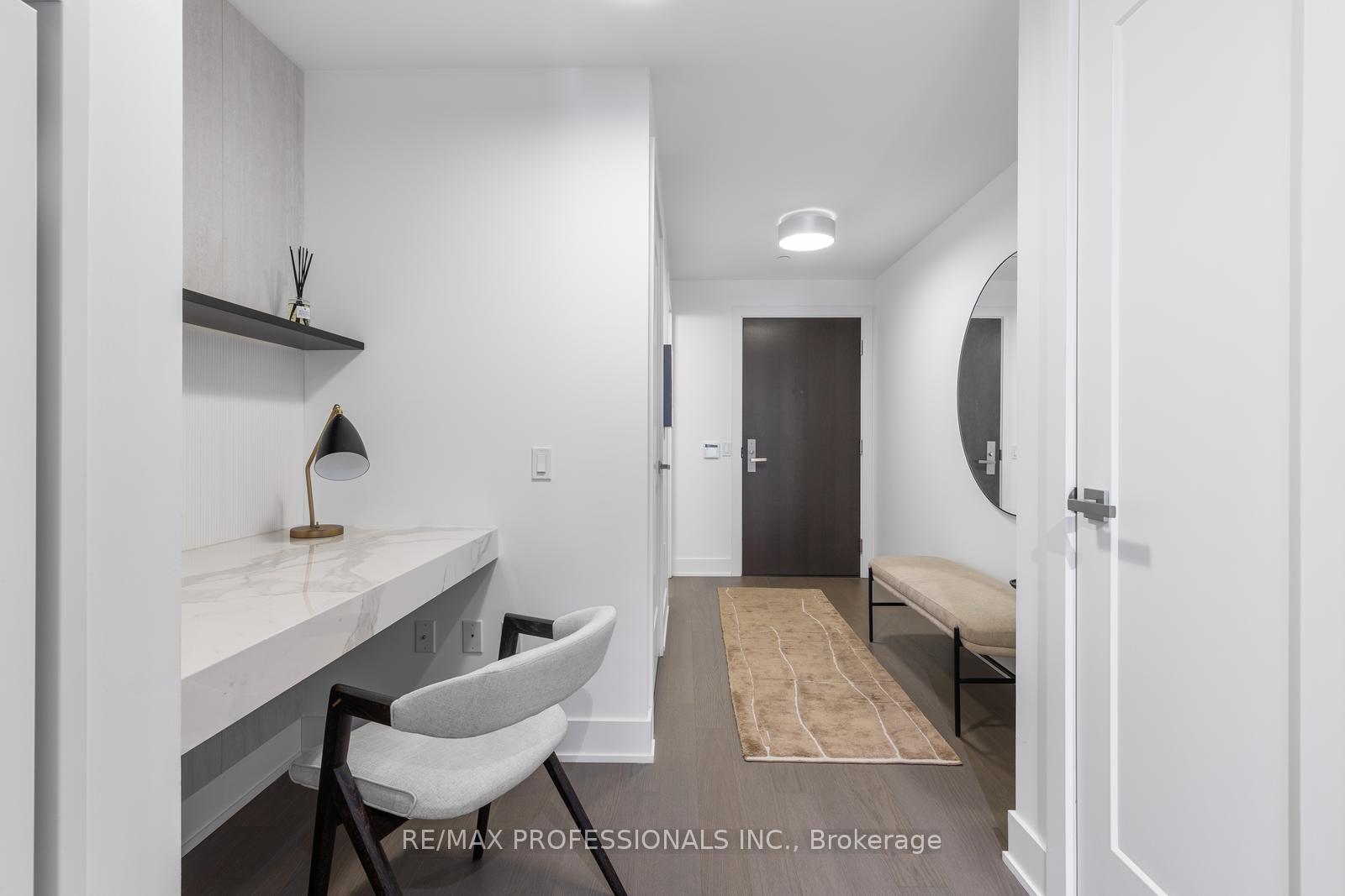 1 Bedroom Condo at 6 Jackes, Toronto For sale
