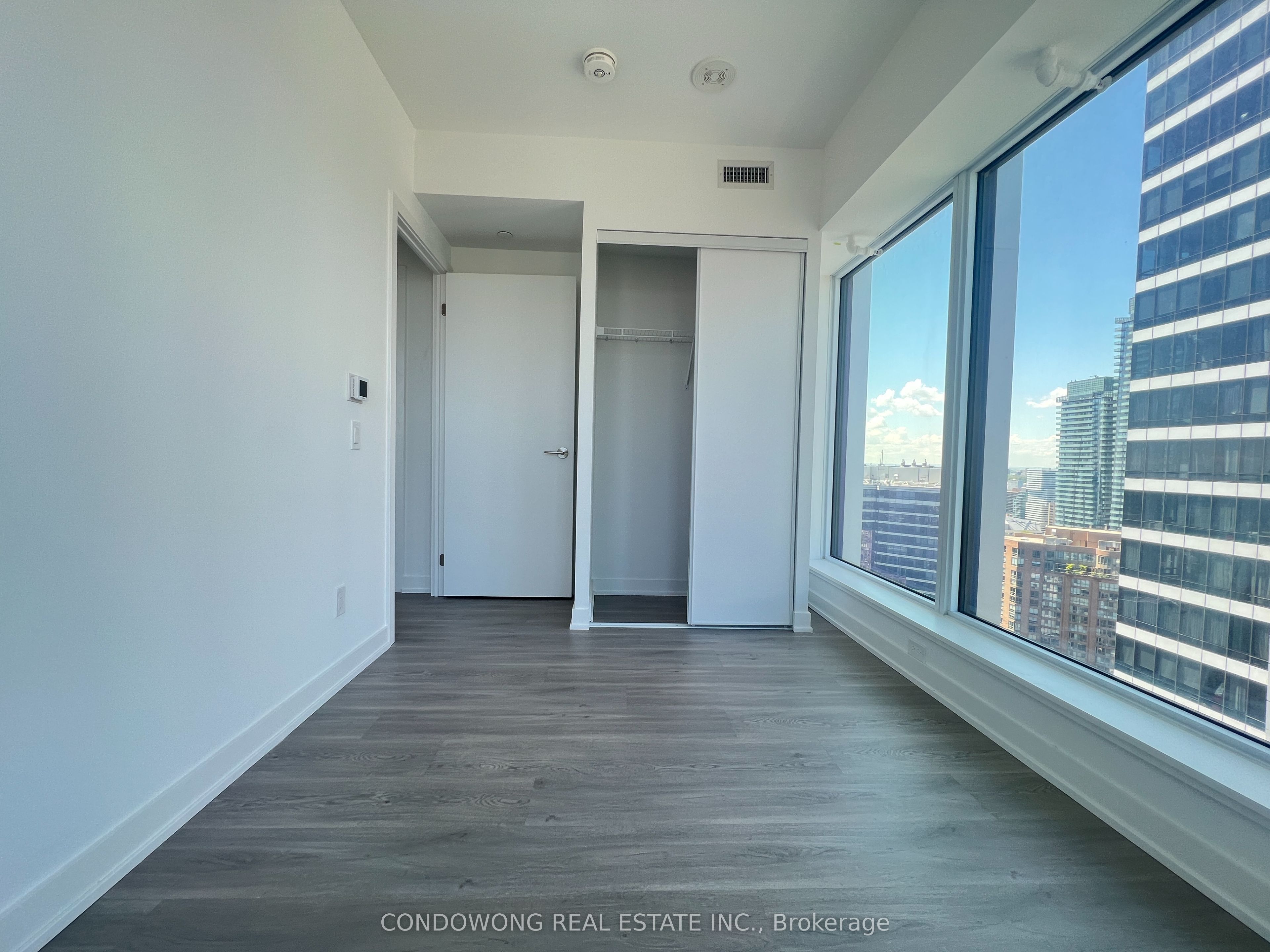 8 Wellesley Street W, #4109