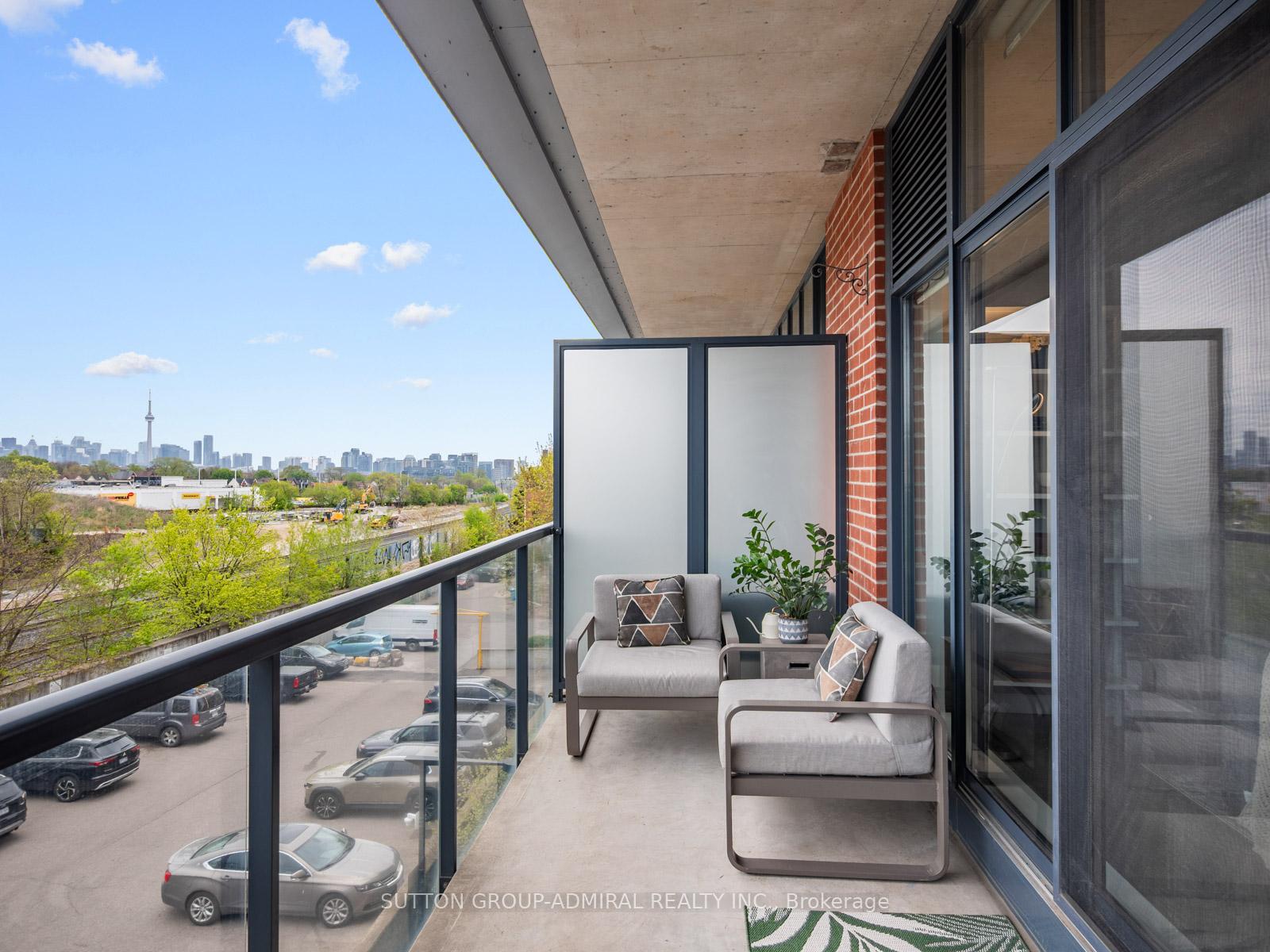 1 Bedroom Condo at 369 Sorauren, Toronto For sale