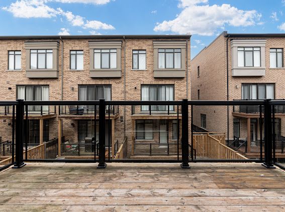 74 Salterton Circle