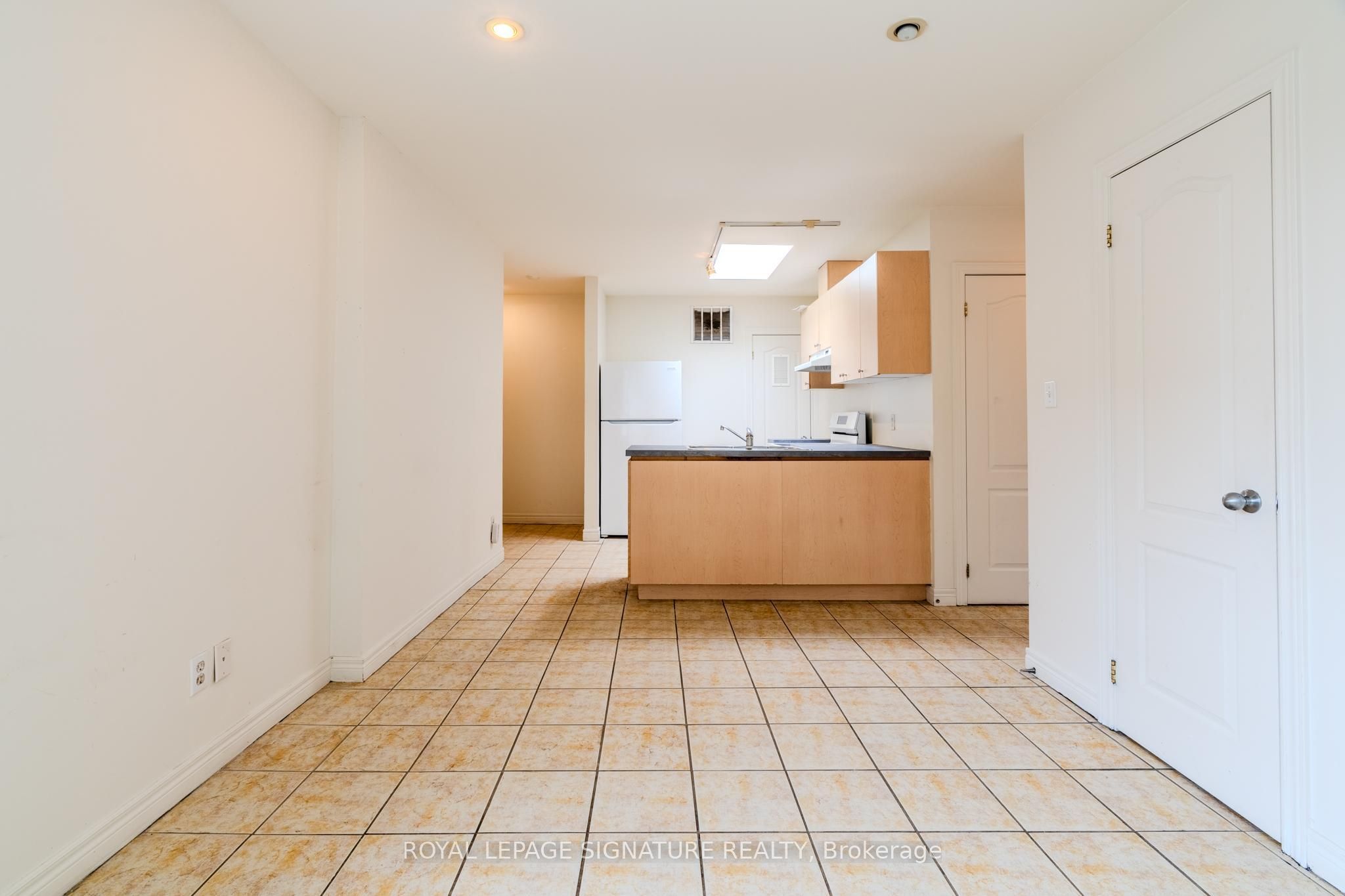 401 Donlands Avenue, #3