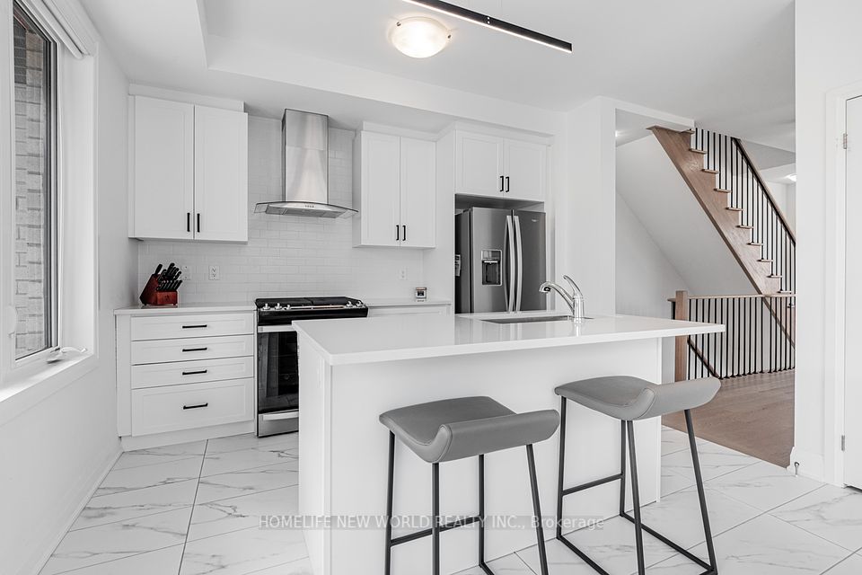https://trreb-image.ampre.ca/efaOZCM2GAslUK7QKJI1c735MESxJ0n4eT6gLCt1y7Y/rs:fit:960:960/wm:.5:so:0:50:.4/wmsh:10/wmt:PHNwYW4gZm9yZWdyb3VuZD0nd2hpdGUnIGZvbnQ9JzY4Jz5IT01FTElGRSBORVcgV09STEQgUkVBTFRZIElOQy4sIEJyb2tlcmFnZTwvc3Bhbj4/L3RycmViL2xpc3RpbmdzLzQwLzk1LzYzLzY0L3AvOTdlZGU4NGItYWM0Yi00ZGM1LTk0ZGUtMWVhMDJjNTZkZTA0LmpwZw.jpg