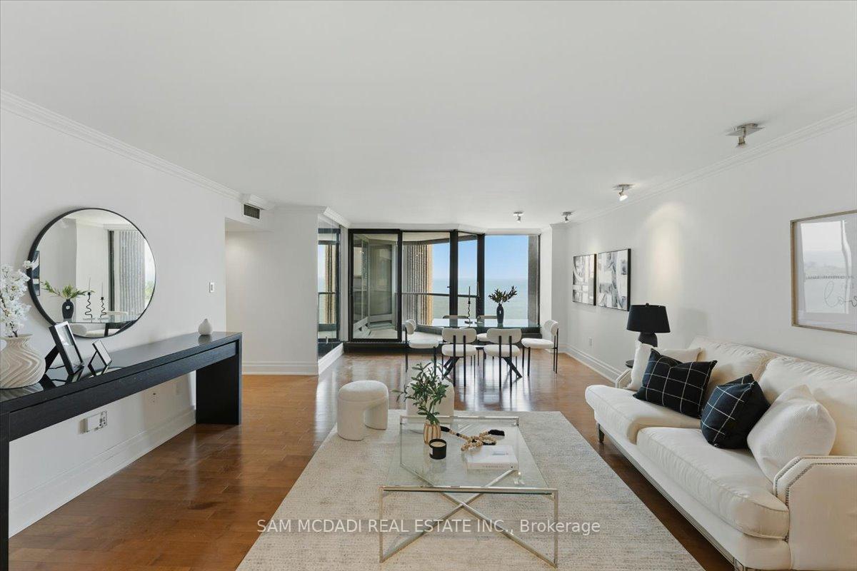 1 Bedroom Condo at 2045 Lake Shore, Toronto For sale