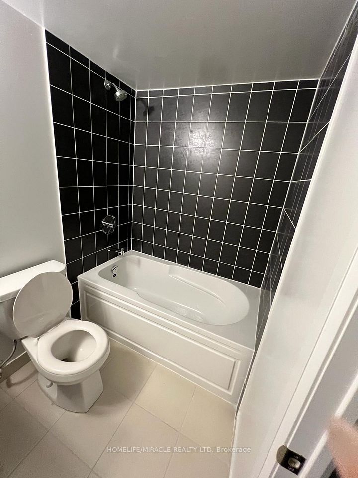 https://trreb-image.ampre.ca/egBnffiN4-Zv0pNod7-Pr7vi0VB_cCYDEIF8gyGNbaQ/rs:fit:960:960/wm:.5:so:0:50:.4/wmsh:10/wmt:PHNwYW4gZm9yZWdyb3VuZD0nd2hpdGUnIGZvbnQ9JzY4Jz5IT01FTElGRS9NSVJBQ0xFIFJFQUxUWSBMVEQsIEJyb2tlcmFnZTwvc3Bhbj4/L3RycmViL2xpc3RpbmdzLzQwLzk1LzQ5LzkwL3AvNzI4OTNmNDAtYjYxZC00YmViLTg5MjItNjQyZGYxYjNmNjk4LmpwZw.jpg