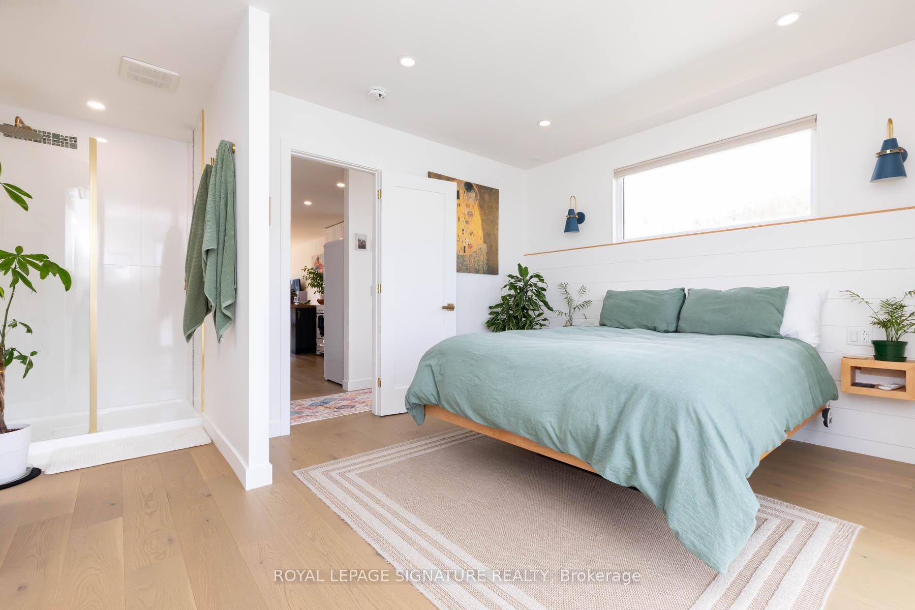 1 Bedroom Condo at 7 Brimley,  Toronto For sale