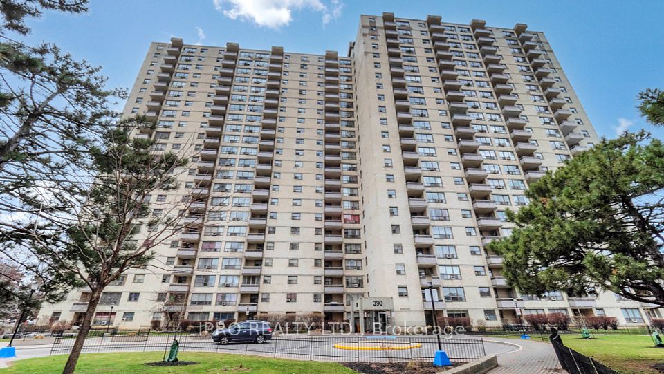390 Dixon